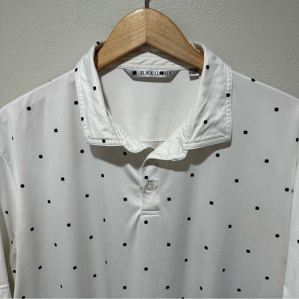 Black Clover Cloverfield All Over Clover Print Polo - Picture 4 of 10